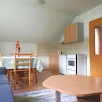 M. Rados Apartamento *