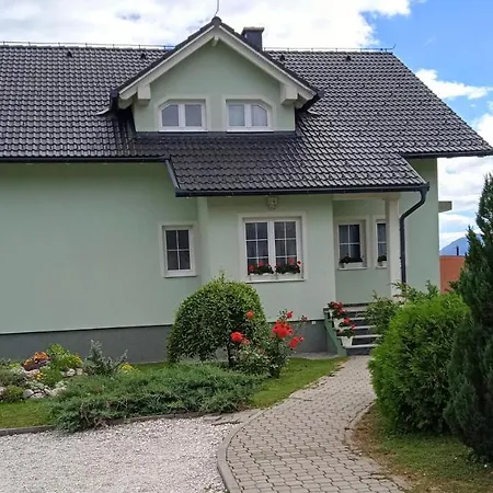M. Rados Kupres (Canton 10)