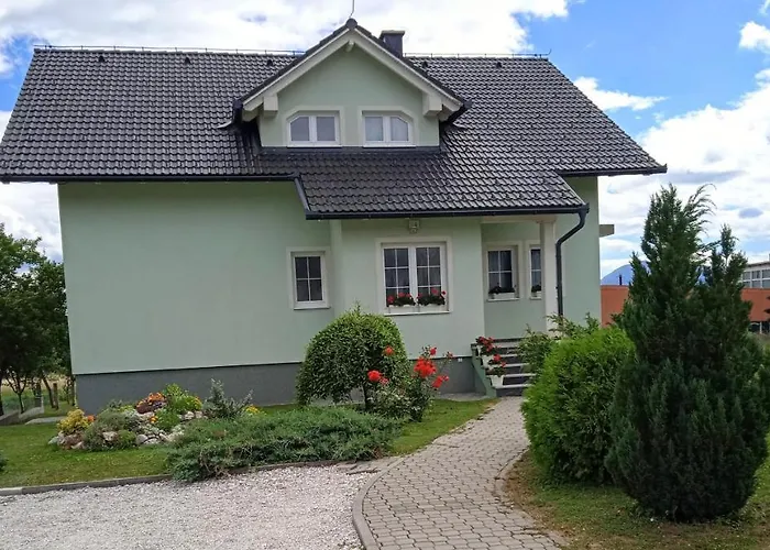 M. Rados كوبريس